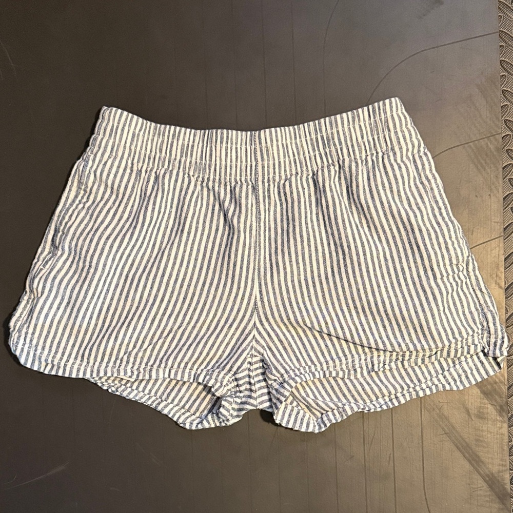 Old Navy High Waisted linen-blend Shorts — 3.5 inch inseam m blue stripe